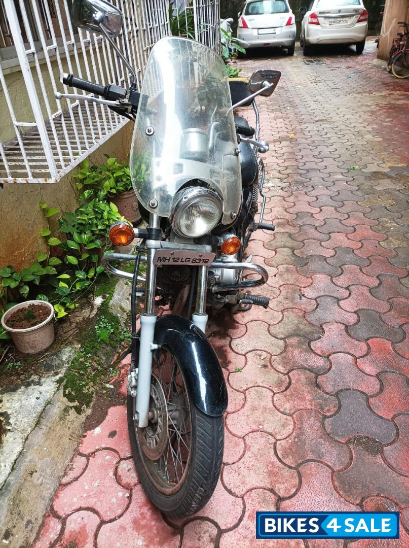 Bajaj Avenger 220 DTS-i