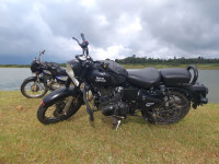 Royal Enfield Classic 500