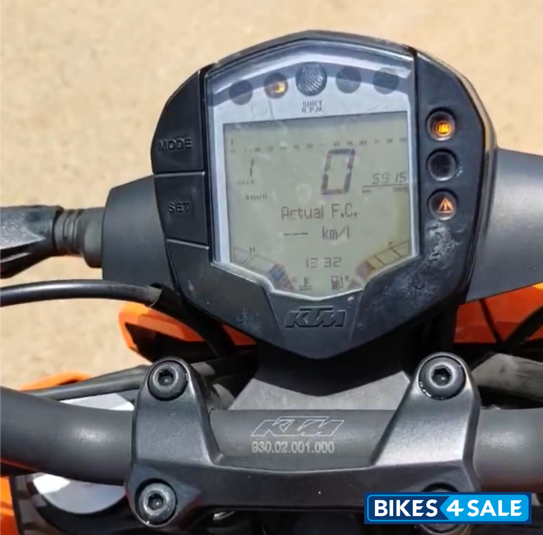 Electronic Orange KTM Duke 250