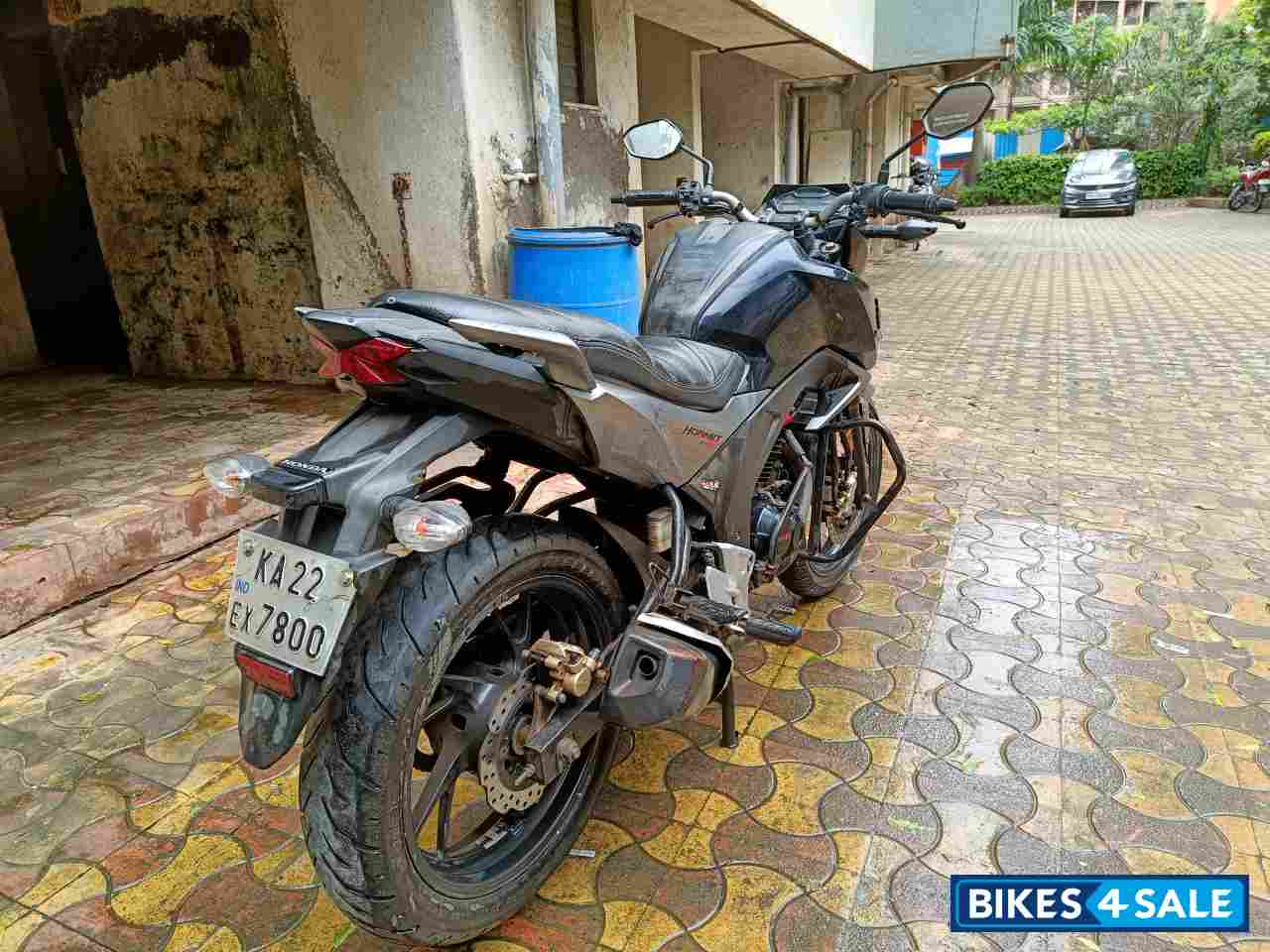 Honda CB Hornet 160R