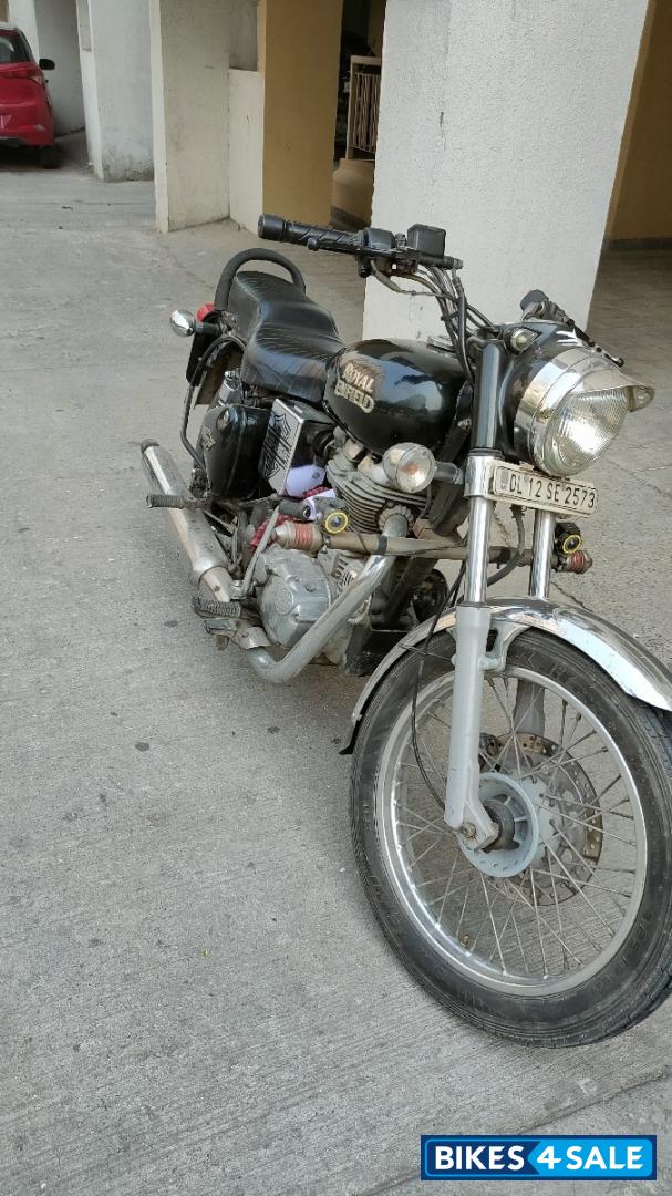 Black Royal Enfield Bullet Electra