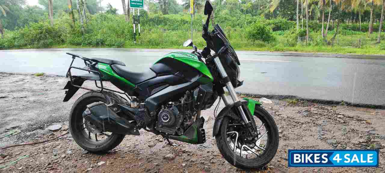 Green Bajaj Dominar 400 ABS BS6