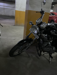 Black Royal Enfield Thunderbird TwinSpark 350