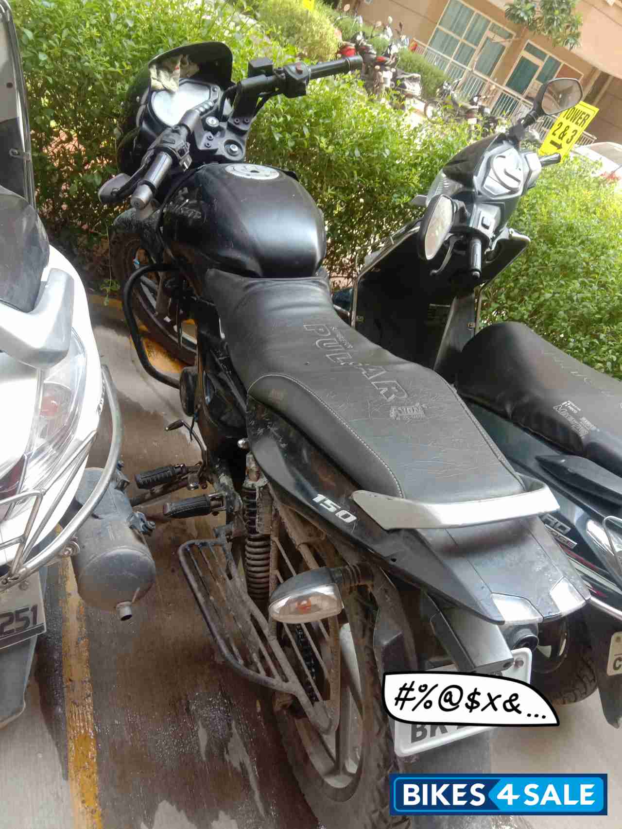 Black Bajaj Pulsar 150 DTSi