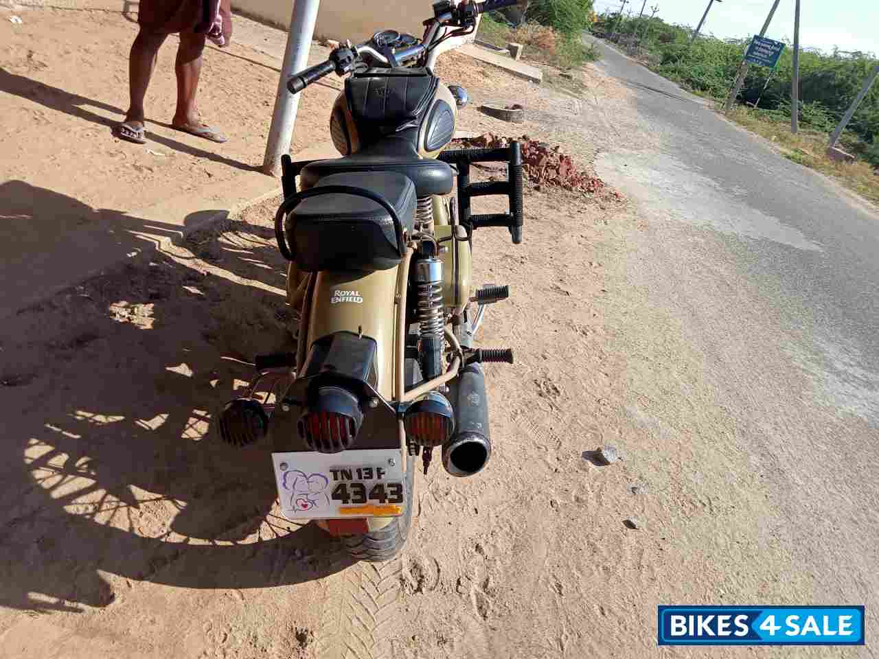 Royal Enfield Classic 500