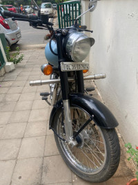 Red Royal Enfield Classic 350 Redditch Red