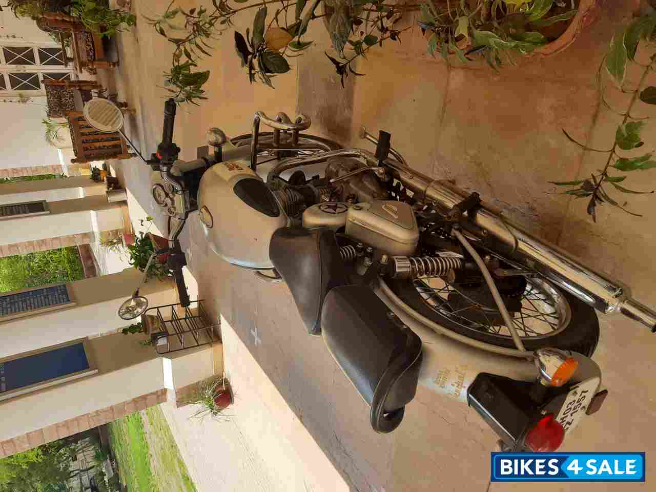 Royal Enfield Classic 350