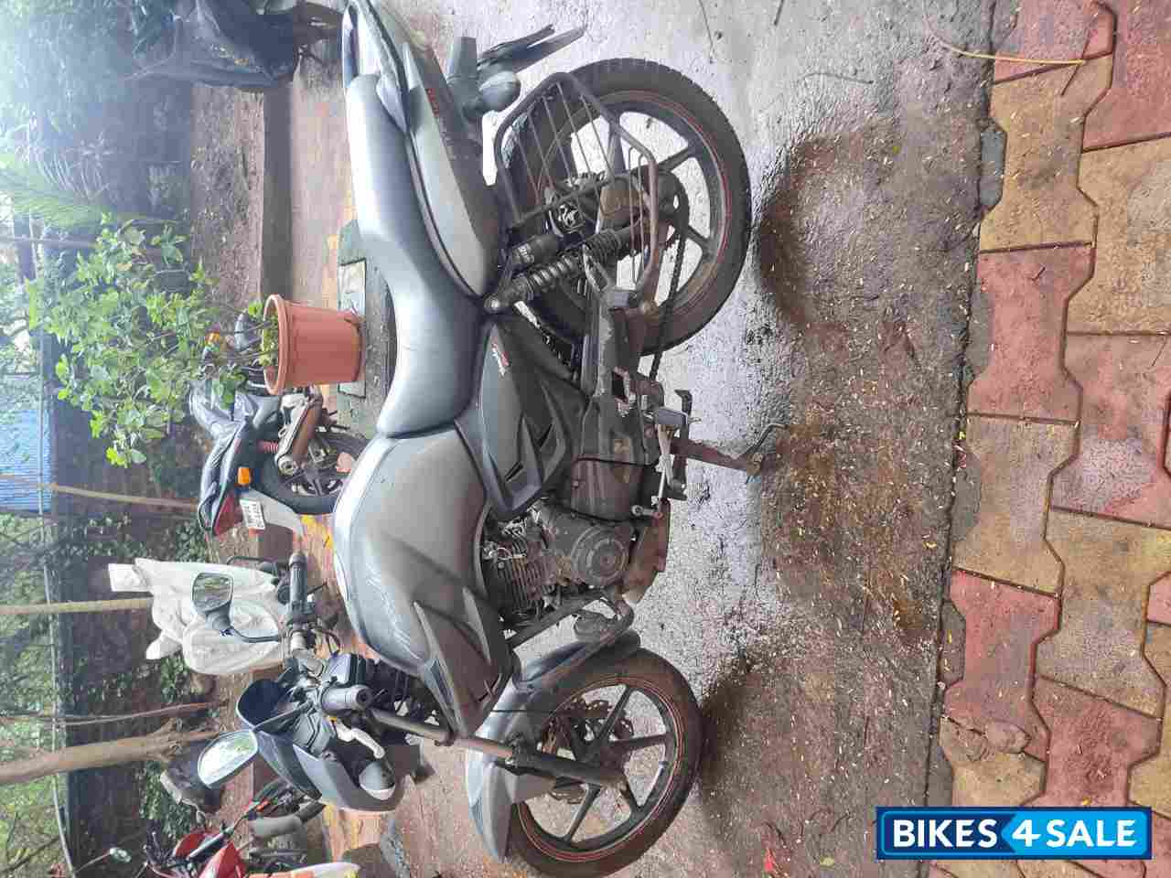 TVS Apache RTR 160