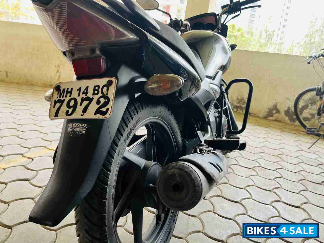 Black Honda CB Unicorn