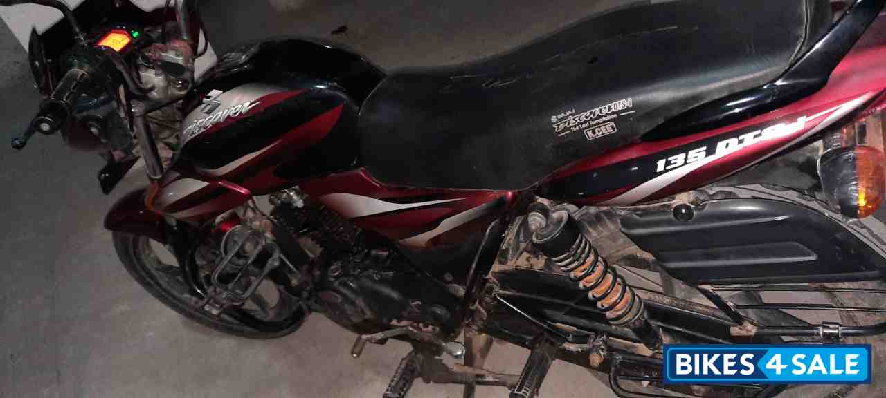 Bajaj Discover DTSi 135