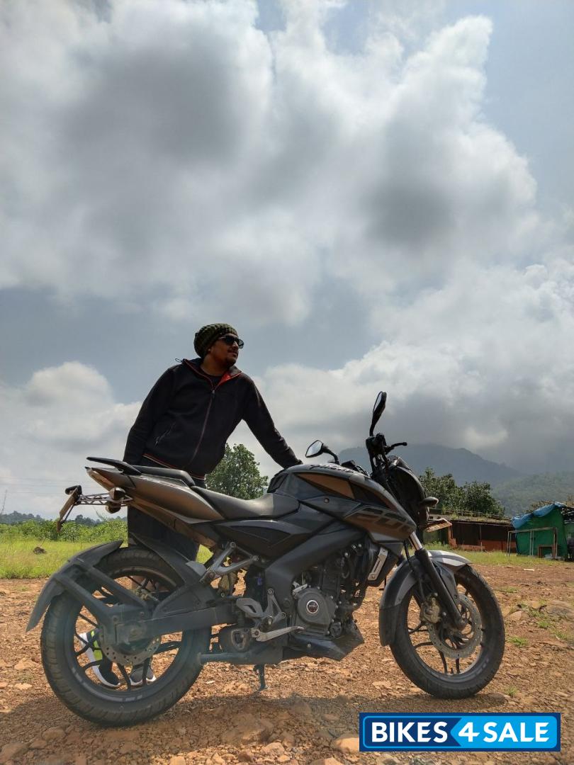 Bajaj Pulsar 200 NS
