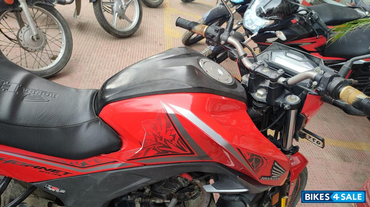 Honda CB Hornet 160R ABS