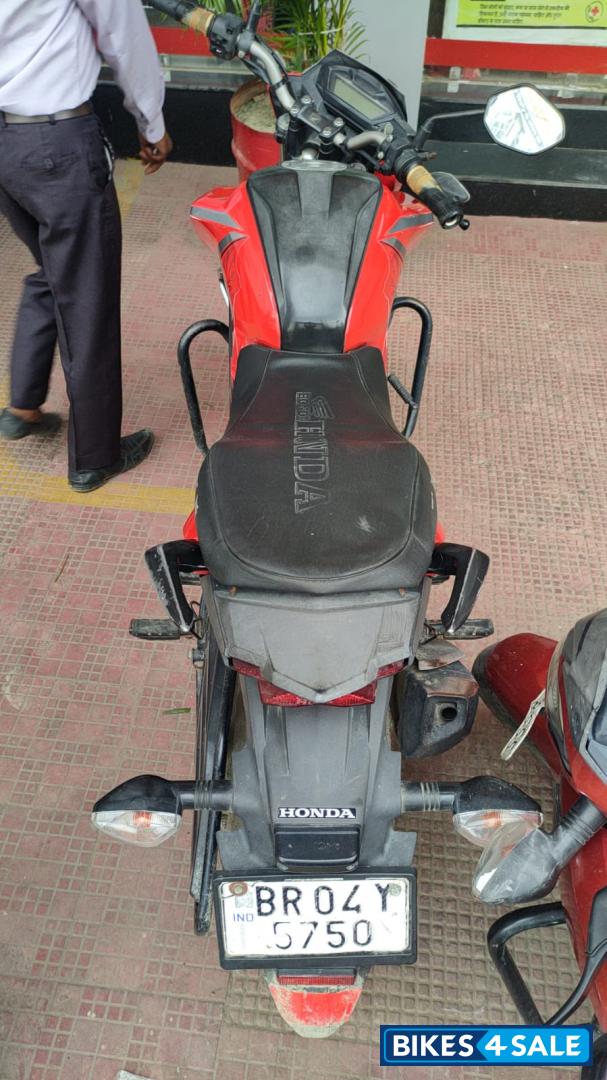 Honda CB Hornet 160R ABS