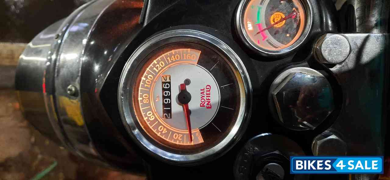 Gun Metal Grey Royal Enfield Classic Gunmetal Grey