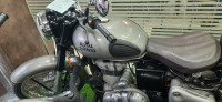 Gun Metal Grey Royal Enfield Classic Gunmetal Grey