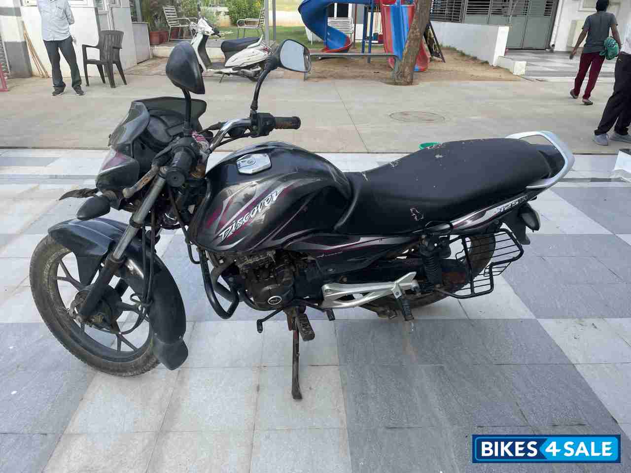 Bajaj Discover DTSi 125