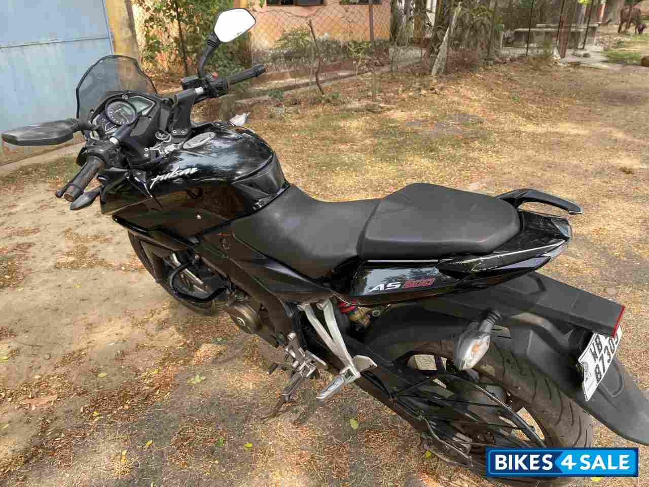Black Bajaj Pulsar AS 200