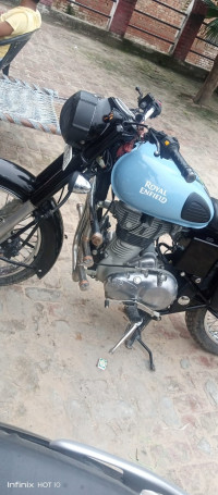 Royal Enfield Classic 350 Redditch Blue