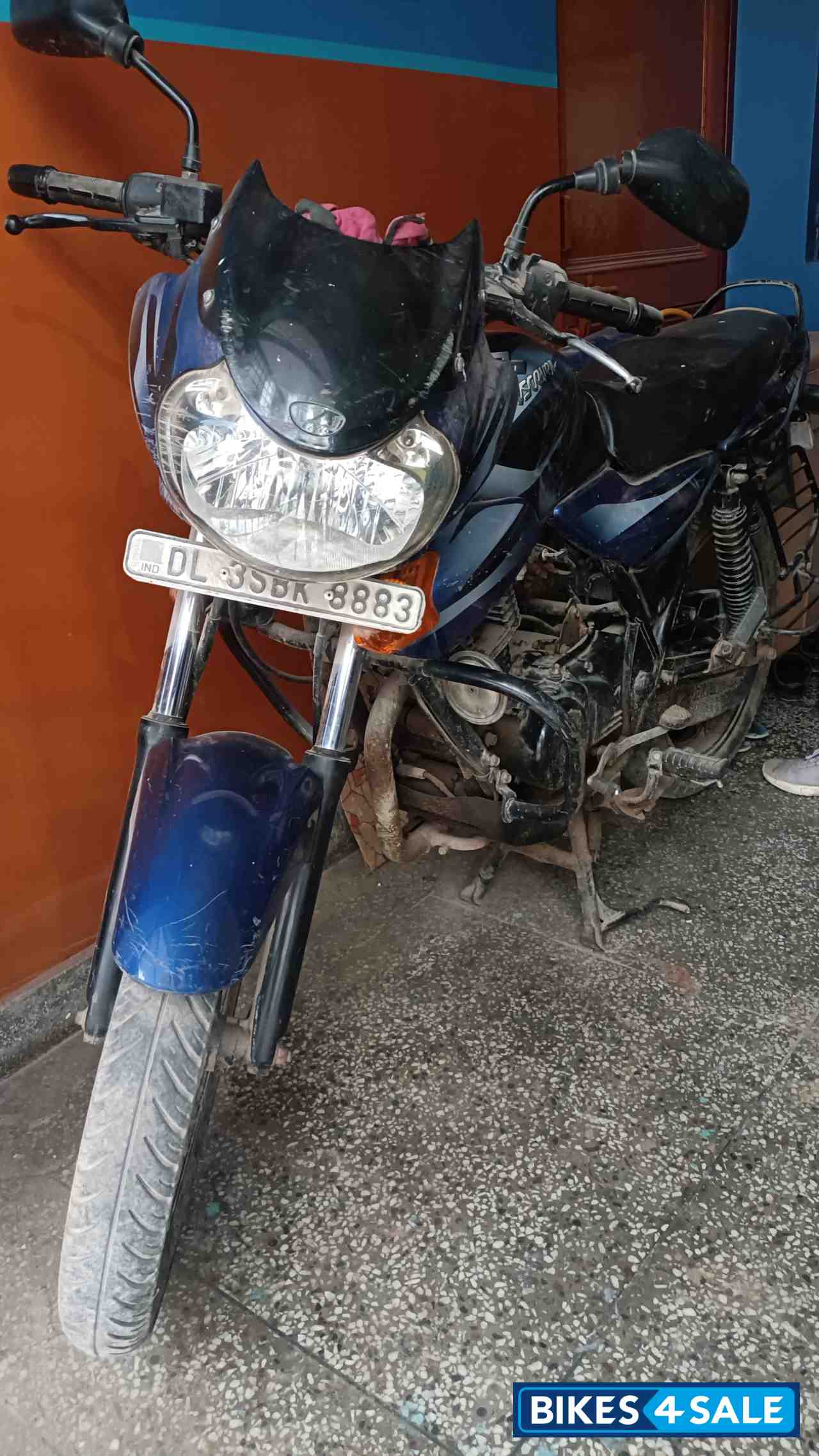 Bajaj Discover DTSi 135
