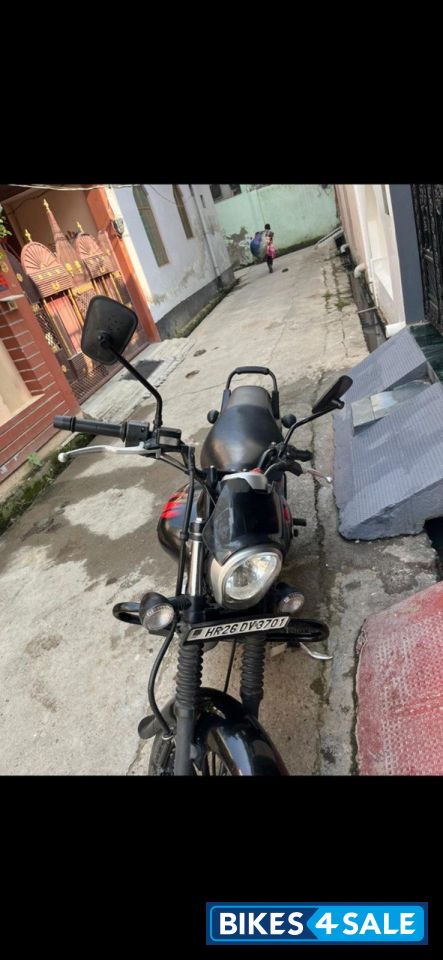 Bajaj Avenger Street 220
