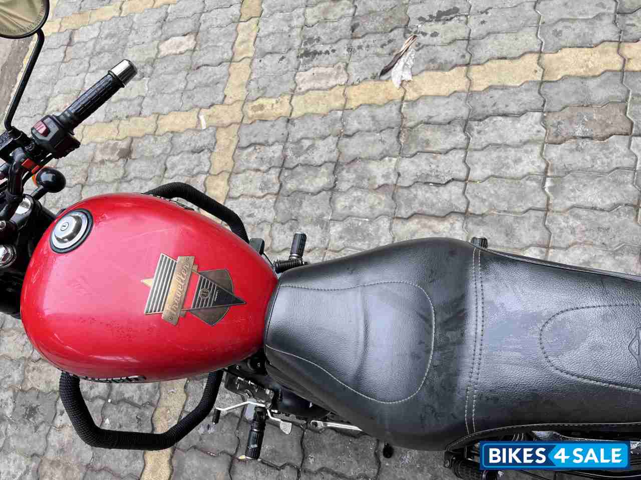 Red Royal Enfield Thunderbird X 350