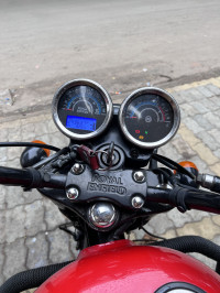 Red Royal Enfield Thunderbird X 350