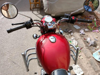 Marron Royal Enfield Bullet Electra