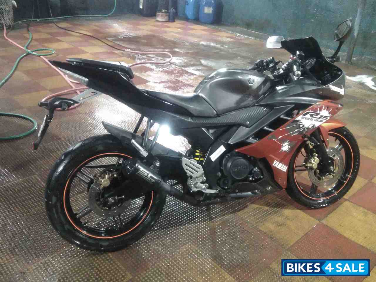 Yamaha YZF R15 V2