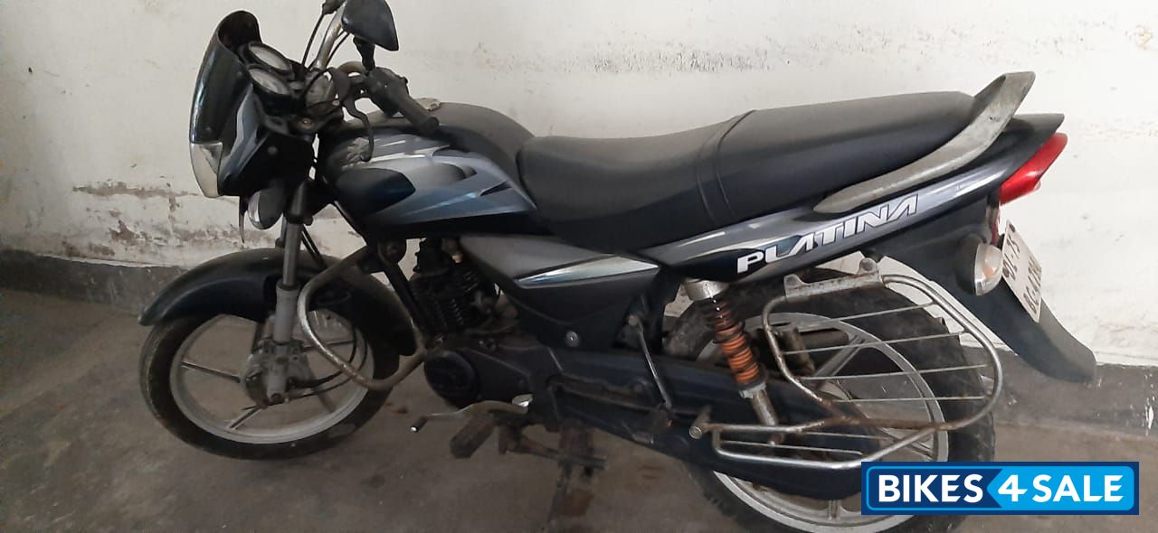 Black Bajaj Platina 100