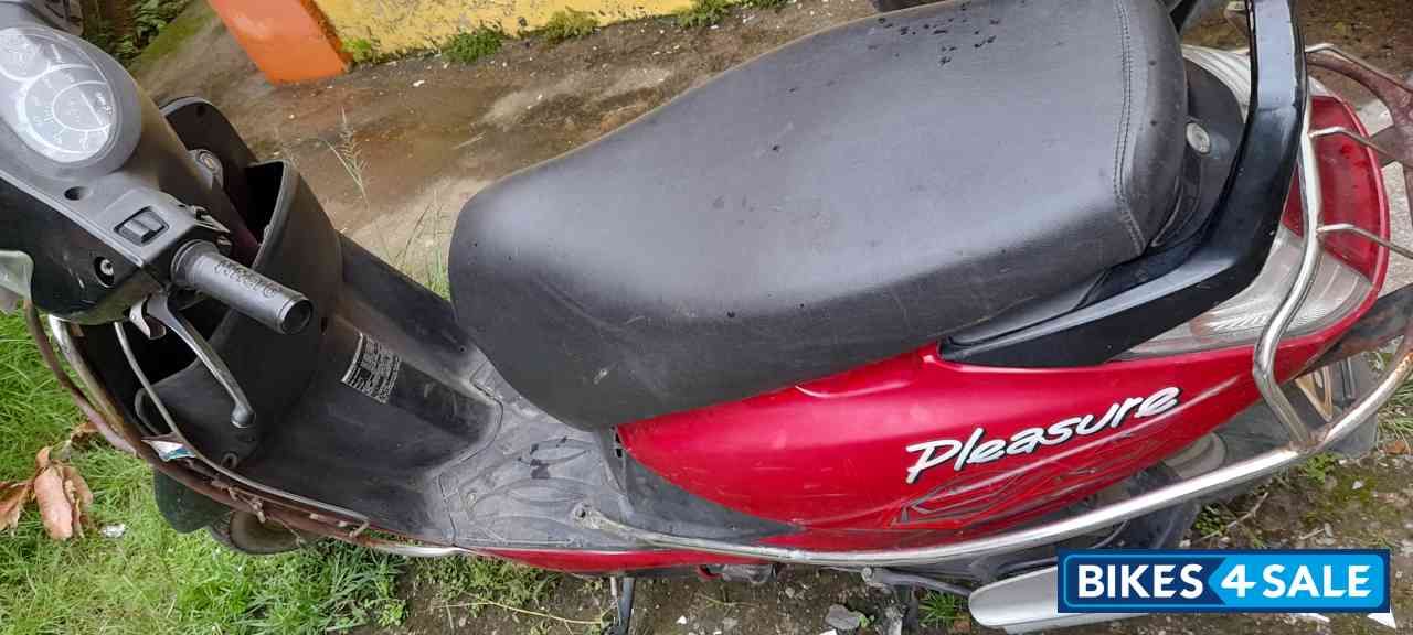 Red And Black Hero Pleasure