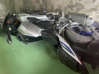 Silver Yamaha R15M