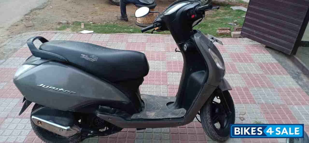 Titanium Grey TVS Jupiter