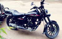 Black Bajaj Avenger Street 220