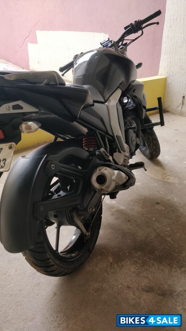 Yamaha FZ