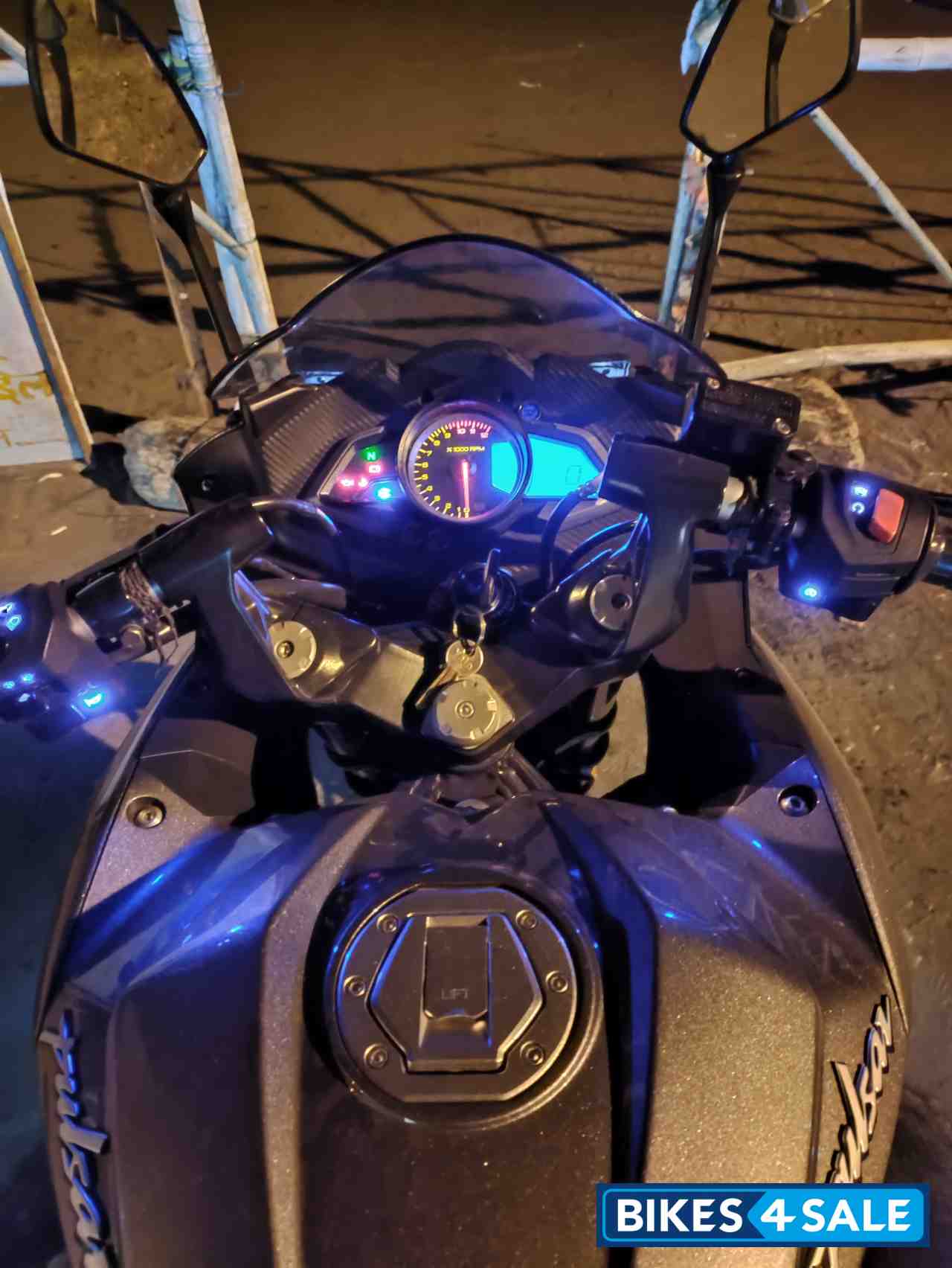 Grey Bajaj Pulsar RS 200 BS6