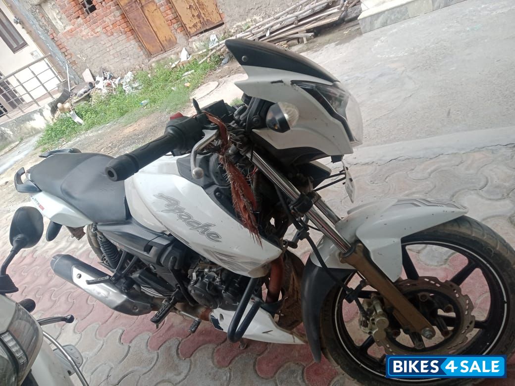 TVS Apache RTR 180