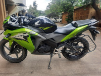 Honda CBR 150R 2013 Model