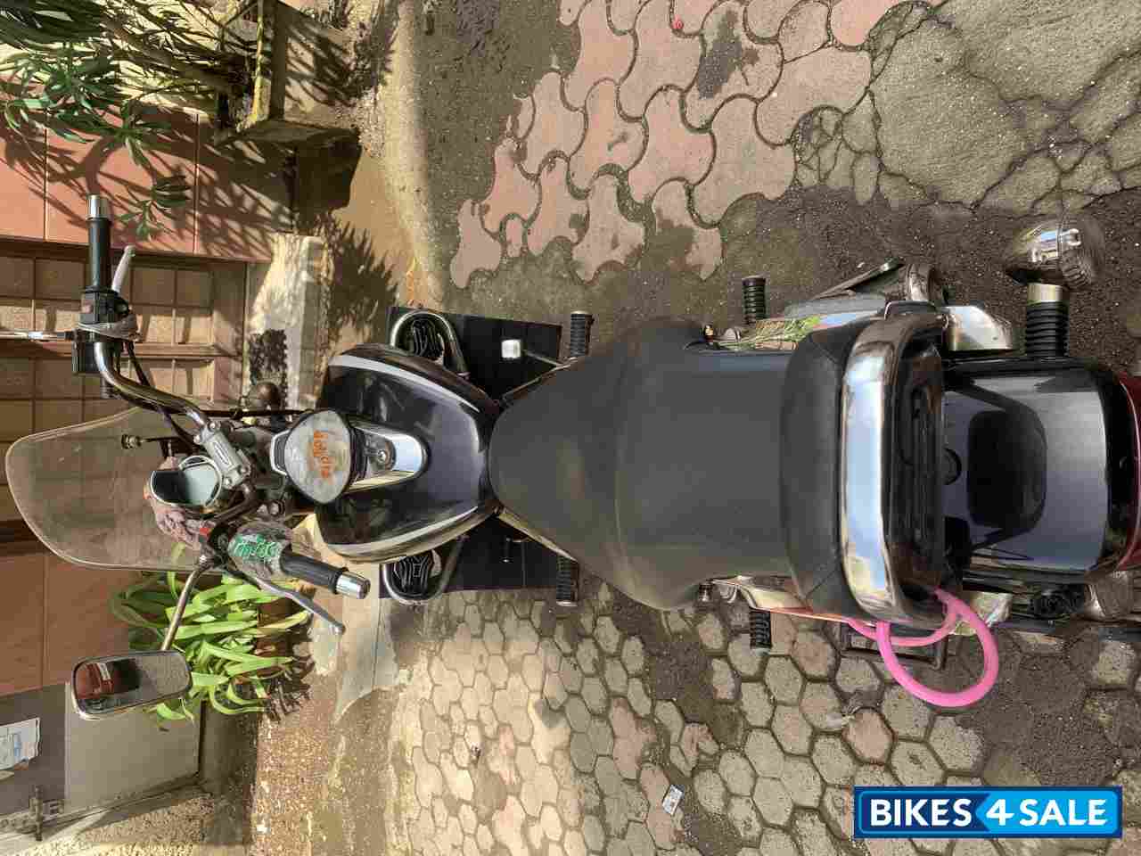 Bajaj Avenger Cruise 220