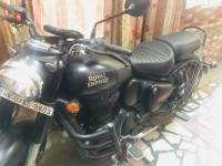 Royal Enfield Classic Stealth Black 2021 Model