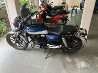 Blue Honda Hness CB350 DLX Pro