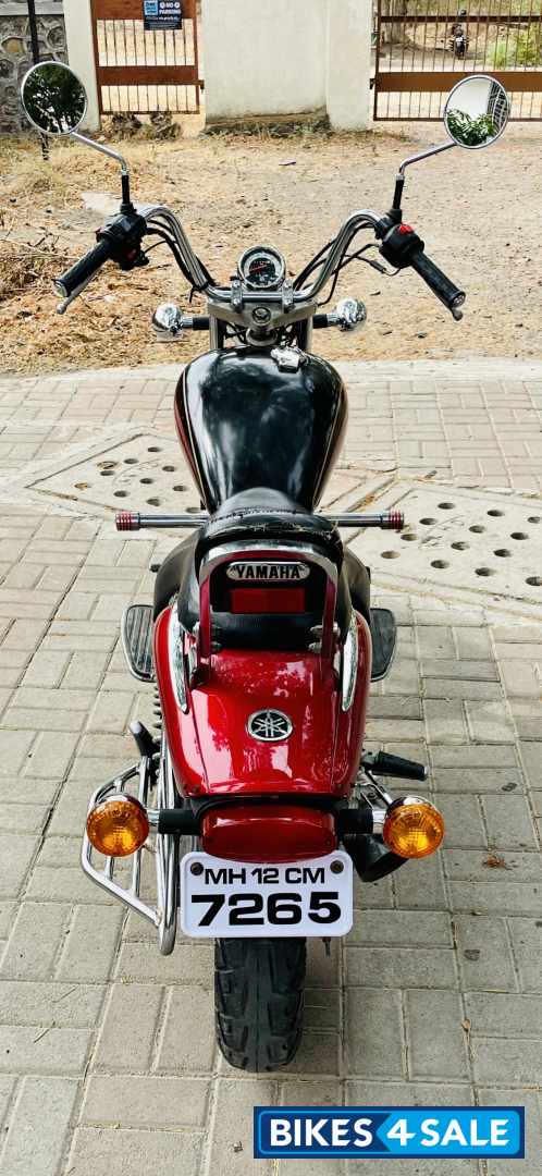 Black Yamaha Enticer Black Yamaha Enticer