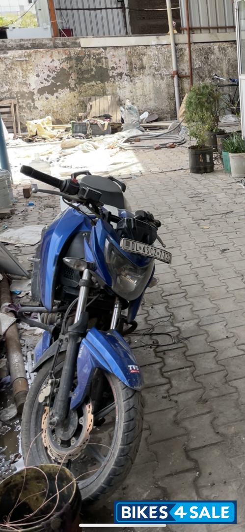 TVS Apache RTR 160 4V BS6