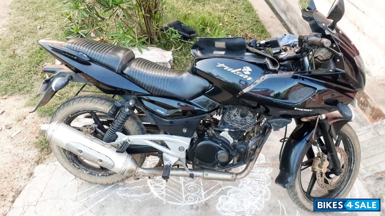 Bajaj Pulsar 220 DTSi