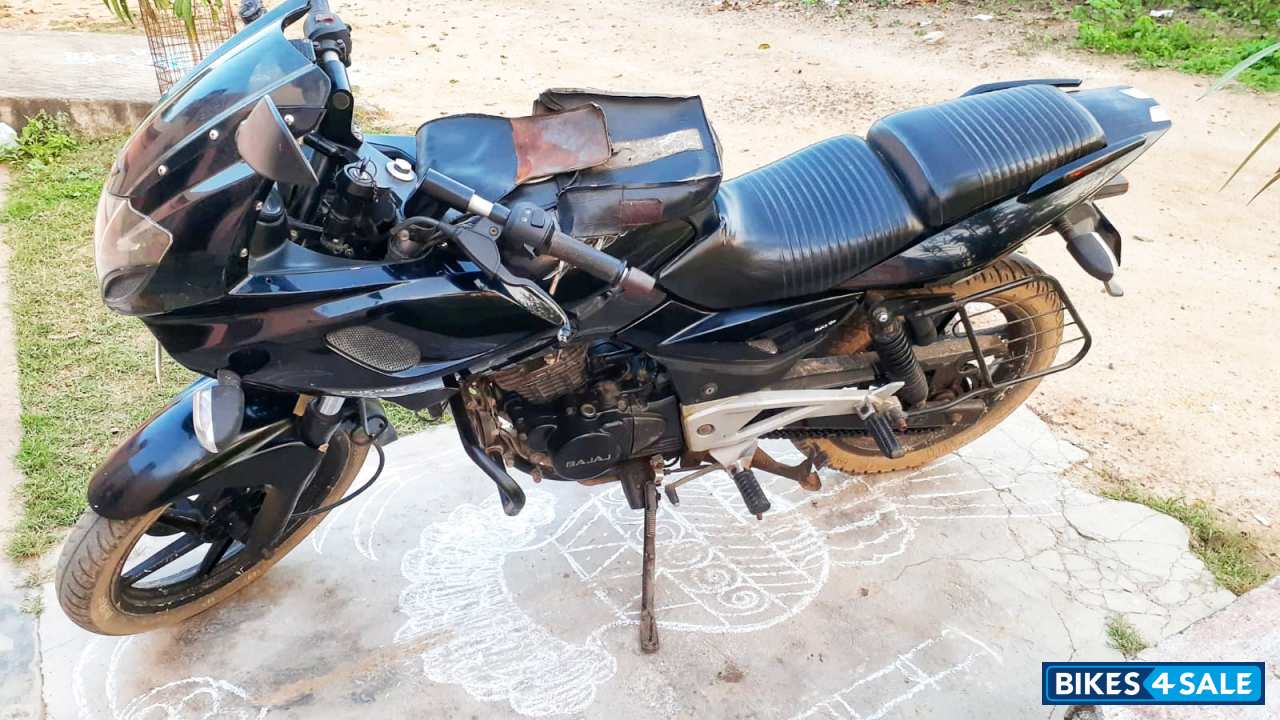 Bajaj Pulsar 220 DTSi