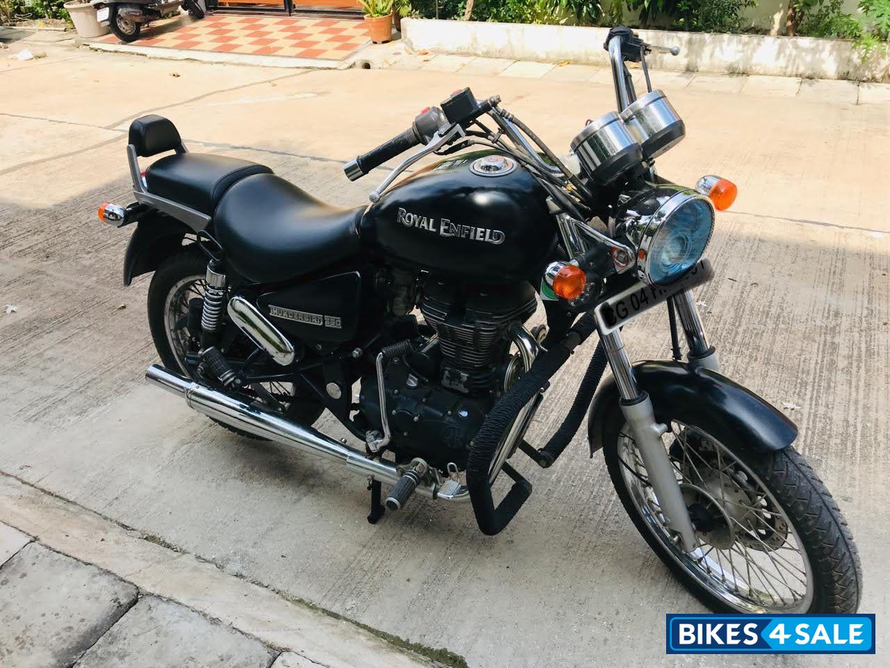 Matt Black Royal Enfield Thunderbird 350