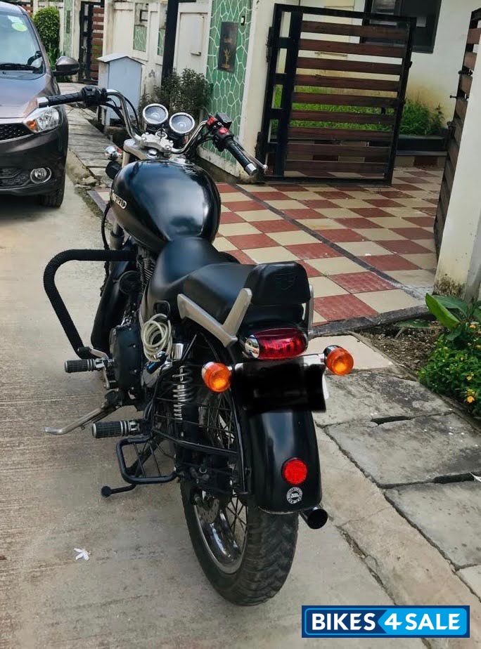 Matt Black Royal Enfield Thunderbird 350
