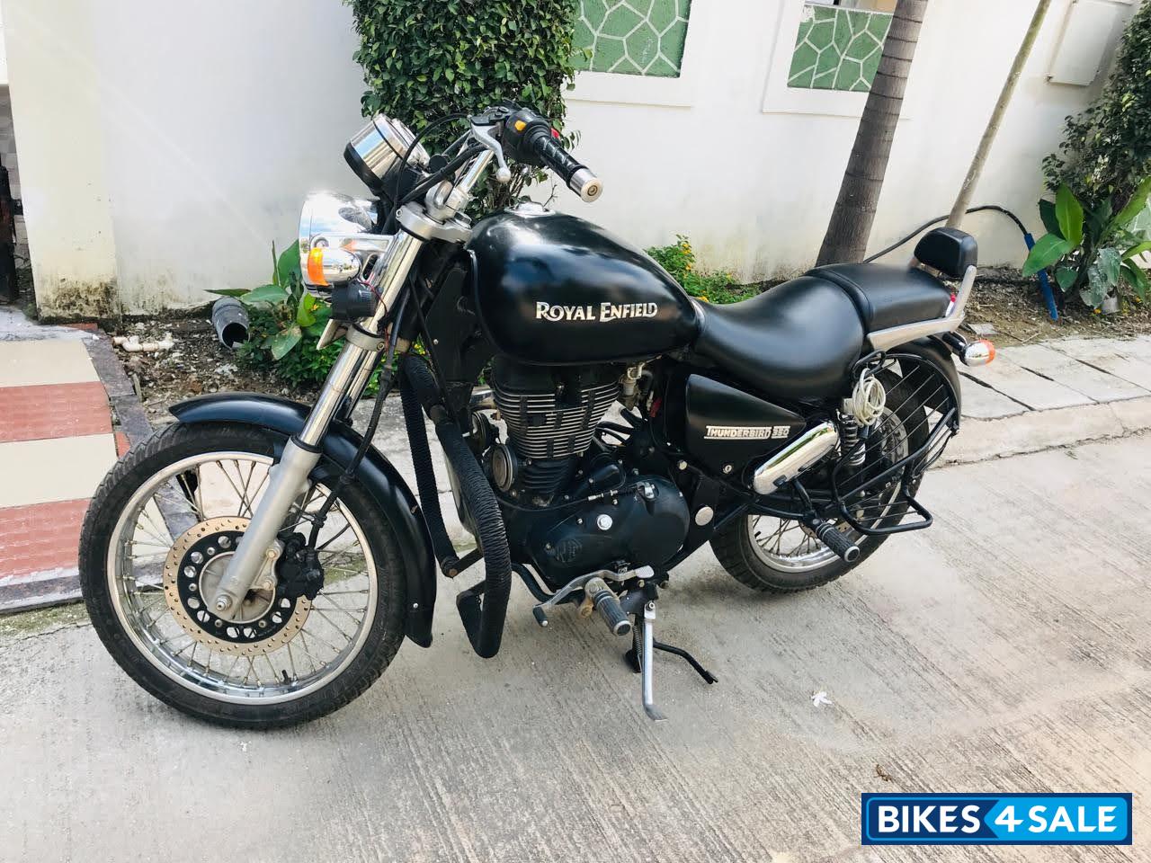 Matt Black Royal Enfield Thunderbird 350