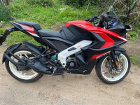 Bajaj Pulsar RS 200 BS6