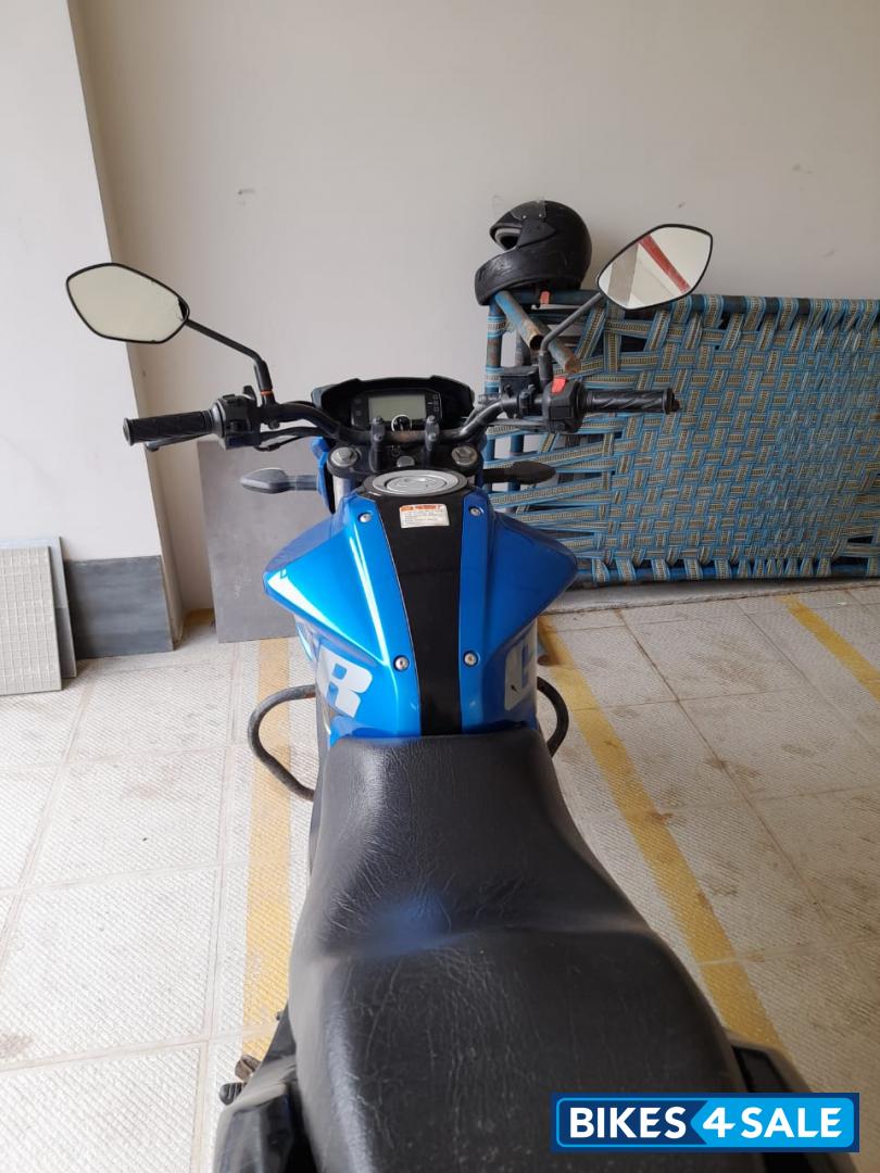 Blue Suzuki Gixxer 150