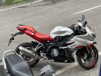 Red White Benelli 302R